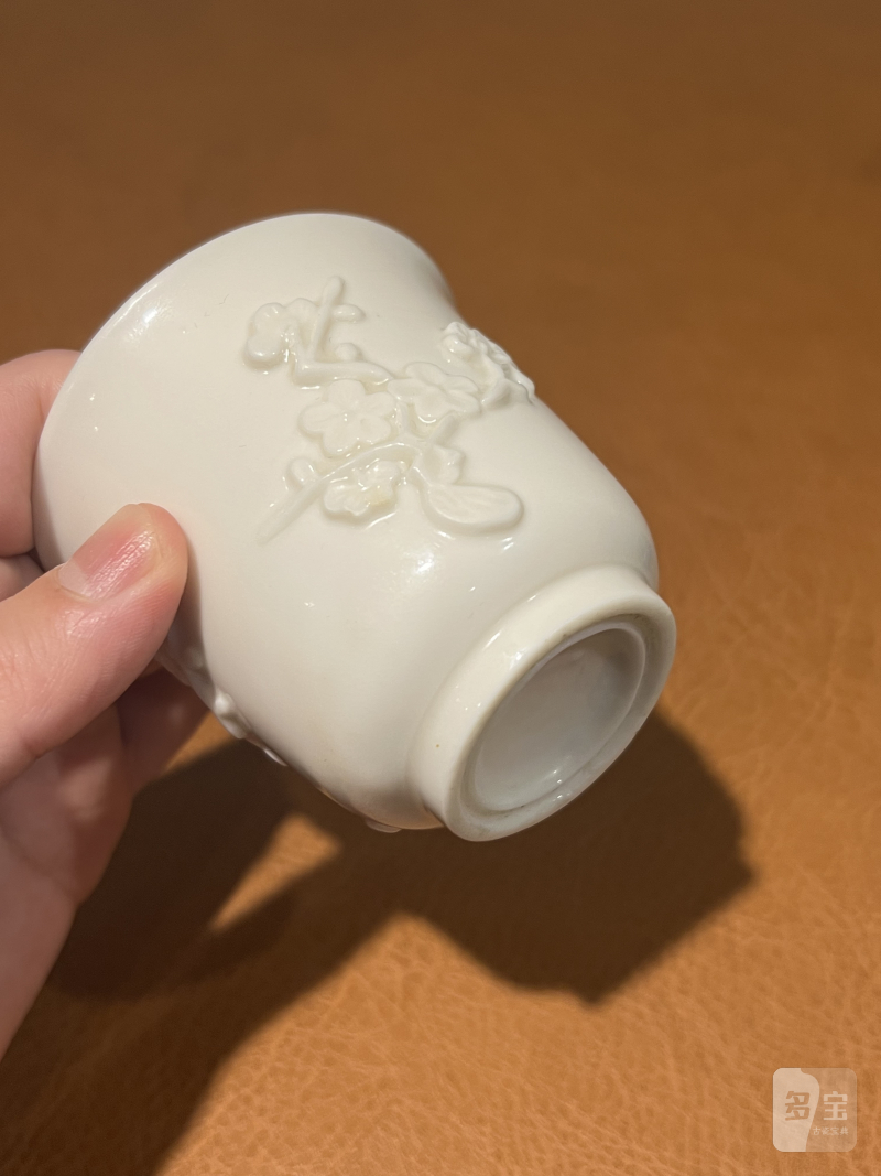 十七世纪 德化模印梅花纹仰钟杯 - 图10